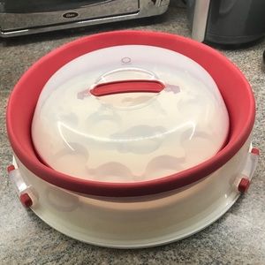 Cake/Cupcake Carrier Like New!!!
